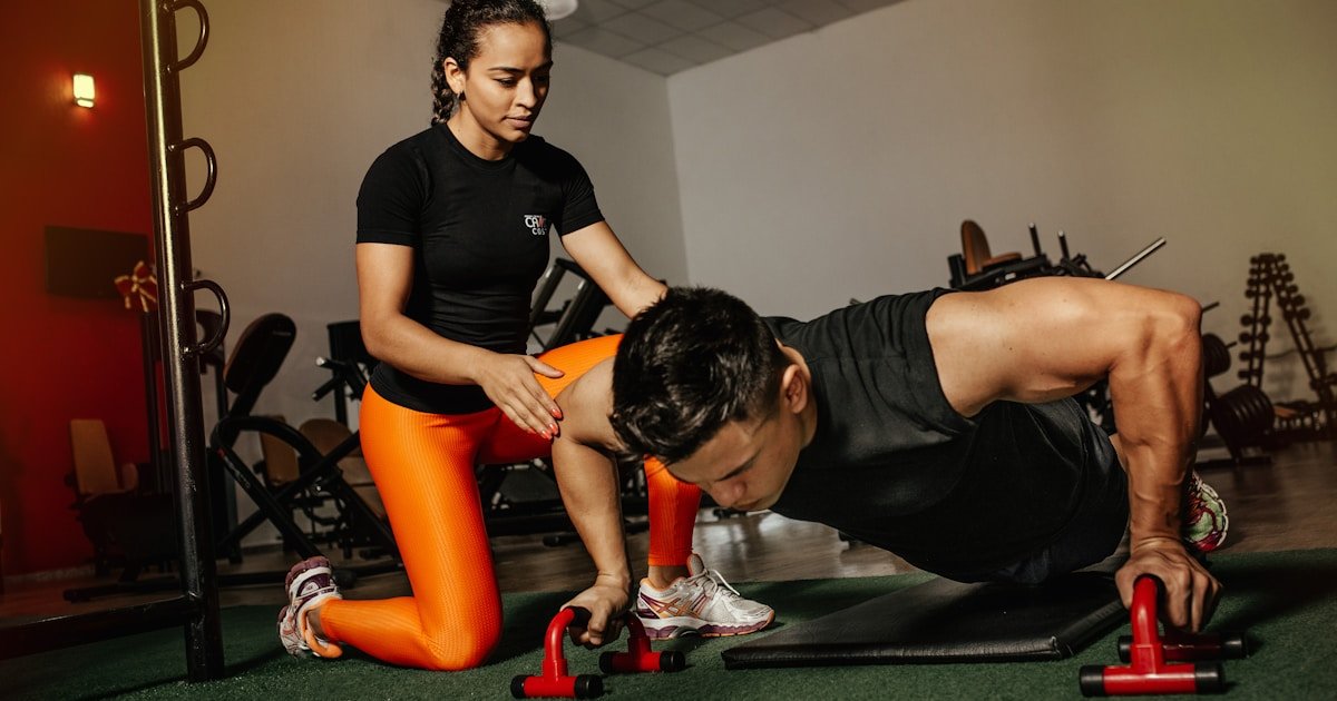 Silicone Sports Accessories: Wristbands, Armbands and Water Bottles